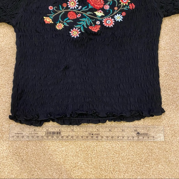 Primark Smocked Crop with Floral Embroidery - Picture 7 of 7